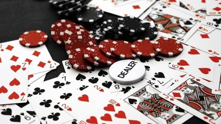 wbet အွန်လိုင်း Baccarat ကတ်ဂိမ်း Live Dealer မြန်မာ